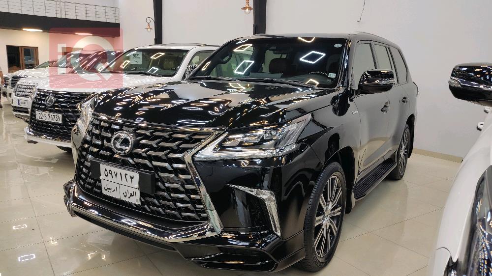 Lexus LX